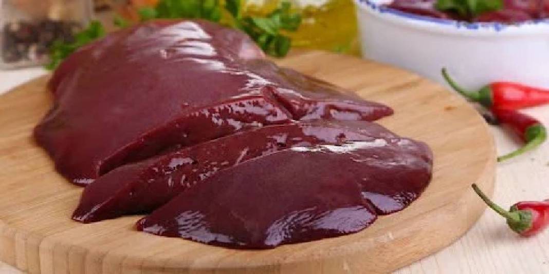 Süper gıdalar raf dışı kalıyor! Ne lahana ne de yeşil çay: Bu etin bir parçası hepsine meydan okuyor! 4